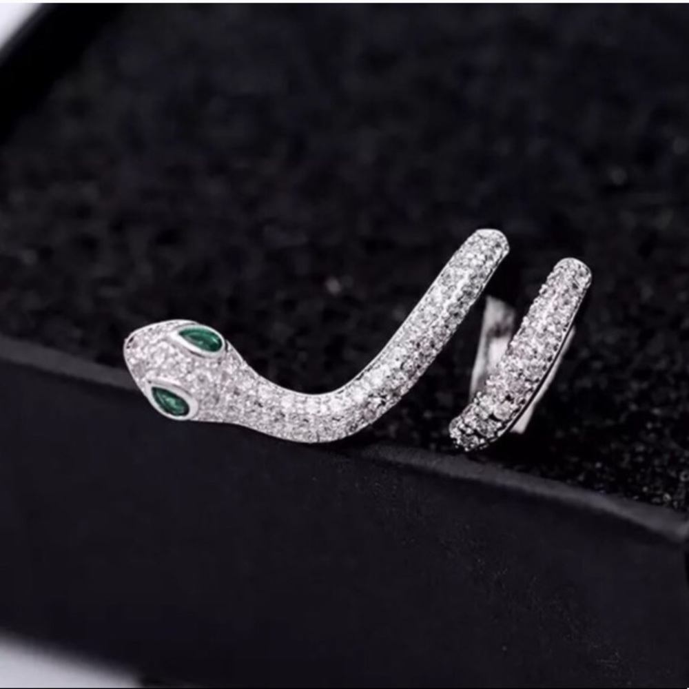 5 ⭐️ Swarovski Elements Snake Crawler RIGHT EAR - Picture 7 of 7